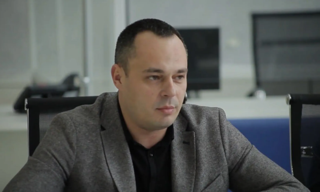 Ексмитник Руслан Фірсов