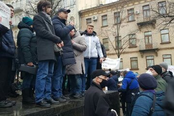 Акция "Поздравь президента платежкой"