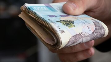 Доплата за понаднормовий стаж: пенсіонери отримують гроші