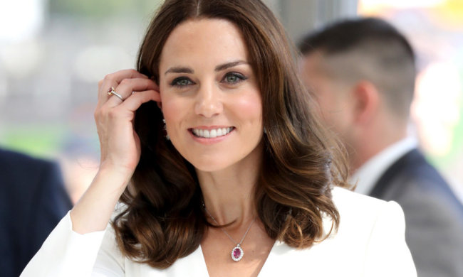 Кейт Мідлтон майже затьмарила принцесу Діану цим виходом у світ: фото