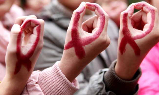 Україну захоплює епідемія ВІЛ: в ООН зробили термінову заяву