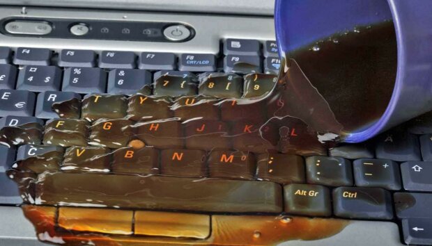 Почему беспроводная клавиатура не работает: основные причины и решения проблемы