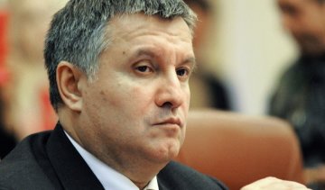 Аваков пообещал украинцам новых копов-убийц