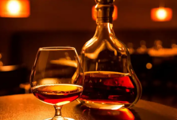 Коньяк, зображення з вільних джерел