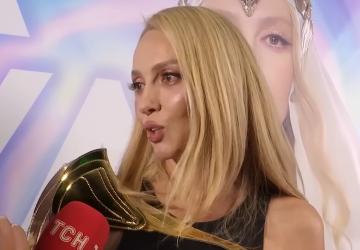 Оля Полякова, кадр з відео