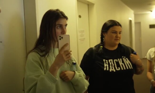 Alyona Alyona и Jerry Heil. Фото: скрин youtube