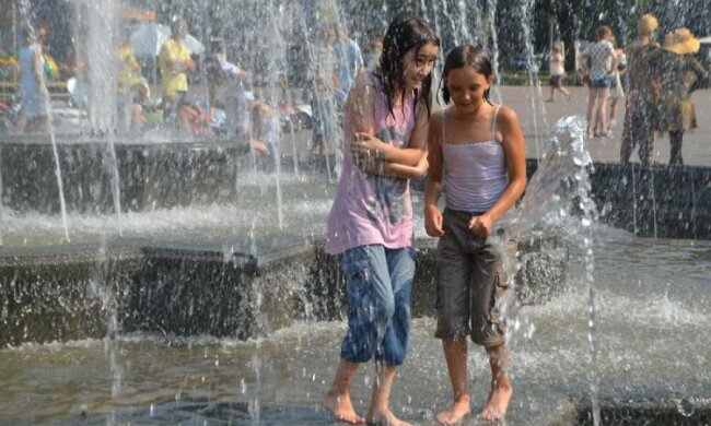 Погода на 19 червня у Львові: бережіть репутацію – може підмочити 