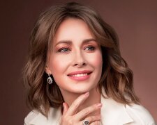 Кравець з "Квартал 95" захопила жіночністю лише у вишиванці: "Українська краса"