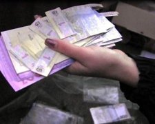 Іноземець друкував фальшиві гривні у гаражі (фото)