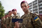Українські воїни вимагають повернути їм законні права. Влада мовчить