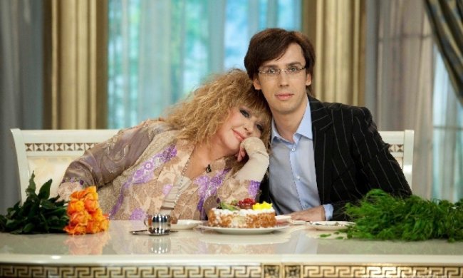 Мама, подвинься: копия Пугачевой стала звездой модного показа