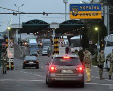 На кордоні під Львовом засікли дивакуватого чоловіка: переплутав зубну щітку з градусником