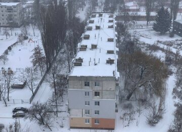 Снег в Сумах, фото: Znaj.ua