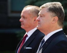 Відкрита Європа: президенти України та Словаччини зустрілися на кордоні
