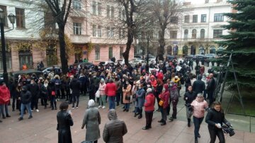 Акція протесту рестораторів у Чернівцях, фото molbuk.ua