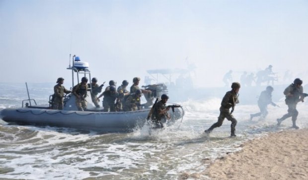 Моряки відпрацювали бойові атаки в Миколаївській області (фото)