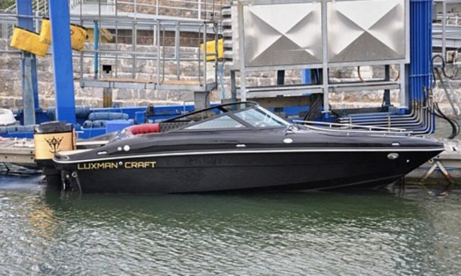 Британская верфь выпустила шикарный люксовый катер Luxman Bullet (фото)