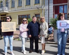 «Киев помнит. Киев ждет»: на Подоле прошла масштабная акция в поддержку пленных гражданских украинцев