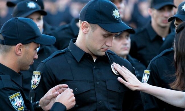 У мережі висміяли принцип "підкоряйся, а потім оскаржуй" (відео)