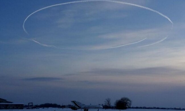 Спалах і гуркіт: НЛО знову з'явився на Землю