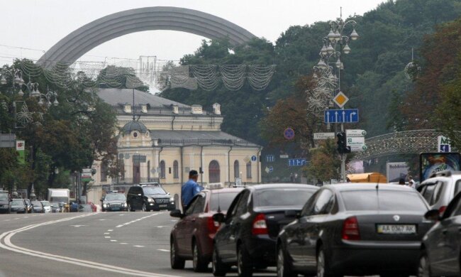 затори в Києві, фото: Уніан