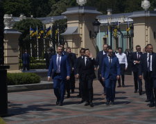 Меркель, Трамп та Єлизавета II оригінально привітали Зеленського: "Із найкращими побажаннями"