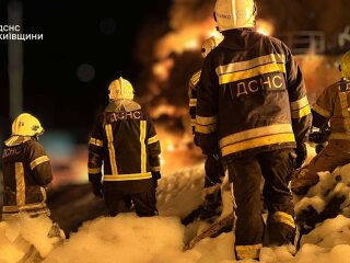 Последствия атаки на энергообъект: ГСЧС ликвидирует пожар