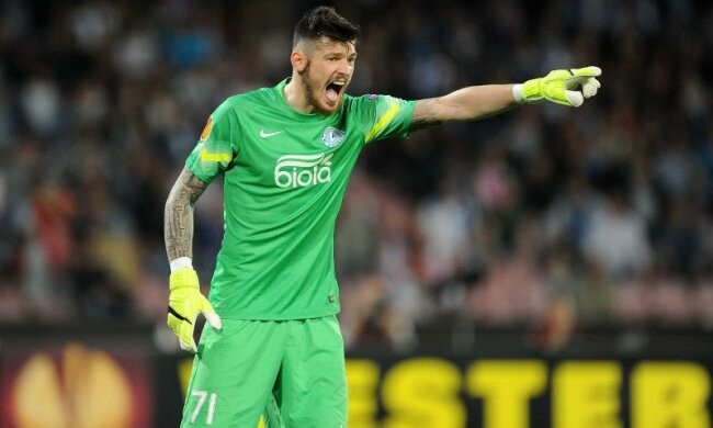 Украинский голкипер Малаги может продолжить карьеру в Греции