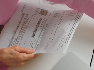 Платіжка за комуналку. Фото: скрін youtube