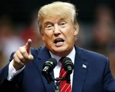 Трамп звинуватив Google в підтримці Клінтон