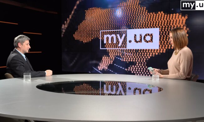 Олександр Леонов