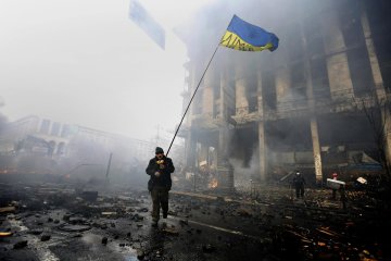 Культовий британський гурт присвятив пісню Майдану: криваві квіти