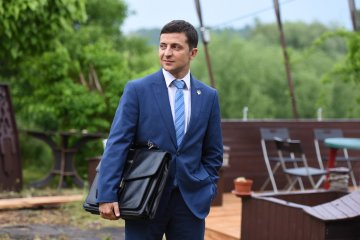 Зеленський пообіцяв перетворити Україну на Швейцарію: "по-новому" вже нажилися