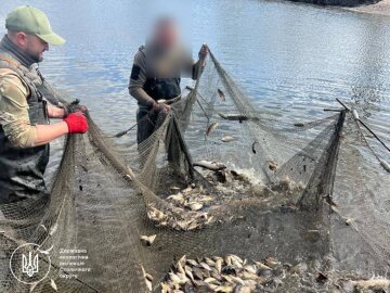 Золотая рыбка по-белоцерковски: фермер наловил браконьерским неводом ущерб на 6 миллионов