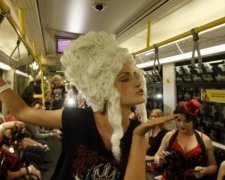 Самые оригинальные вагоны метро в мире