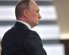 Гібридний переворот: змову проти Путіна маскують під плин часу