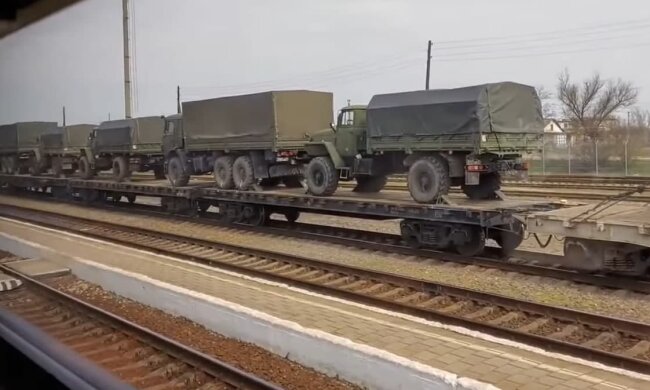 військові РФ на кордоні з Україною, скріншот з відео