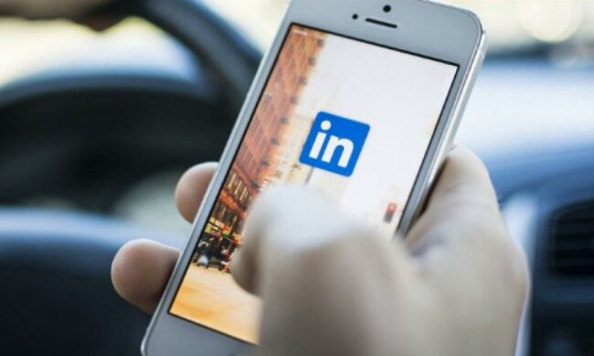 LinkedIn заплатить своїм користувачам 13 млн доларів 