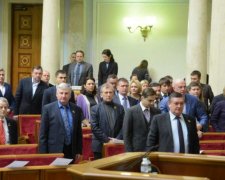 После четырех лет войны: Рада наконец занялась нацбезопасностью