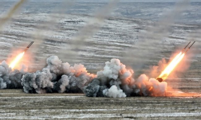 Агресор довбе на Маріупольському напрямку з "Градів"