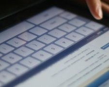 Любитель ВКонтекте програв суд Порошенку