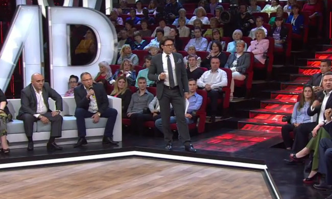 "Беременная" звезда Дома-2 устроила драку у Малахова и загремела в больницу