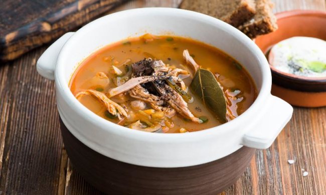 Гороховый суп-пюре с беконом: рецепт, который понравится каждому