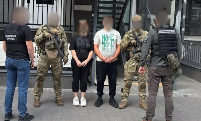 Фиктивные свидетельства о рождении двойняшек для выезда за границу