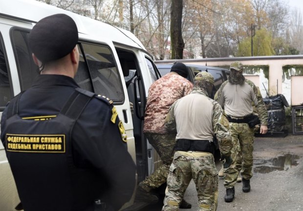 Как украинских пленных удерживают в России: мать моряка рассказала шокирующие детали, "ни разу за полгода"