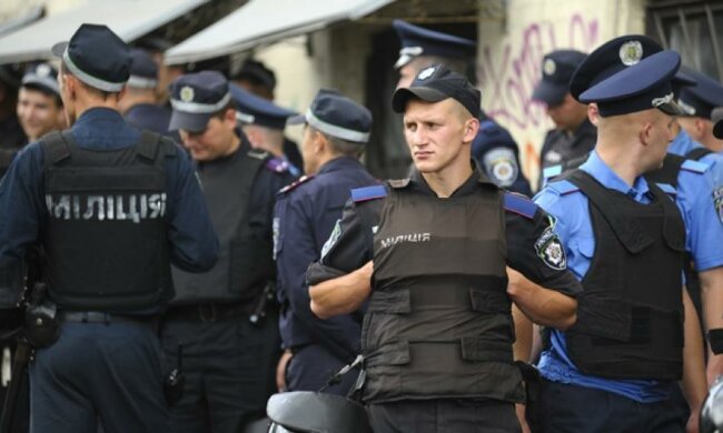 До кінця року планують звільнити 30 тисяч правоохоронців