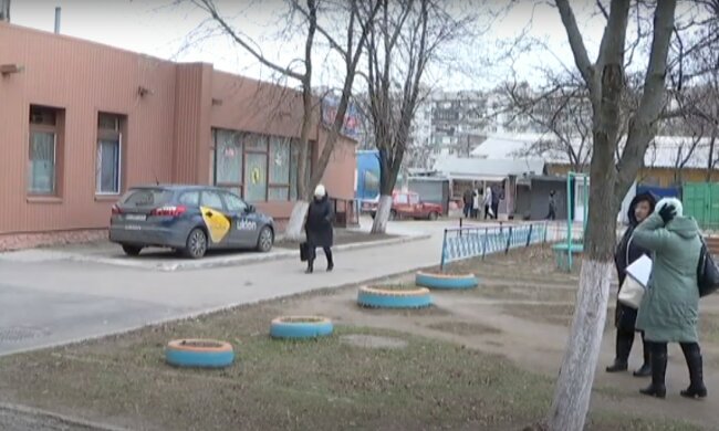 люди, скріншот з відео