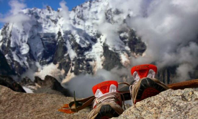 Поранені українці застрягли на Кавказі