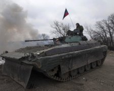 Бойовики не відводять озброєння: розвідка виявила 24 танки