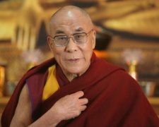 Далай Ламу госпіталізували через простатит